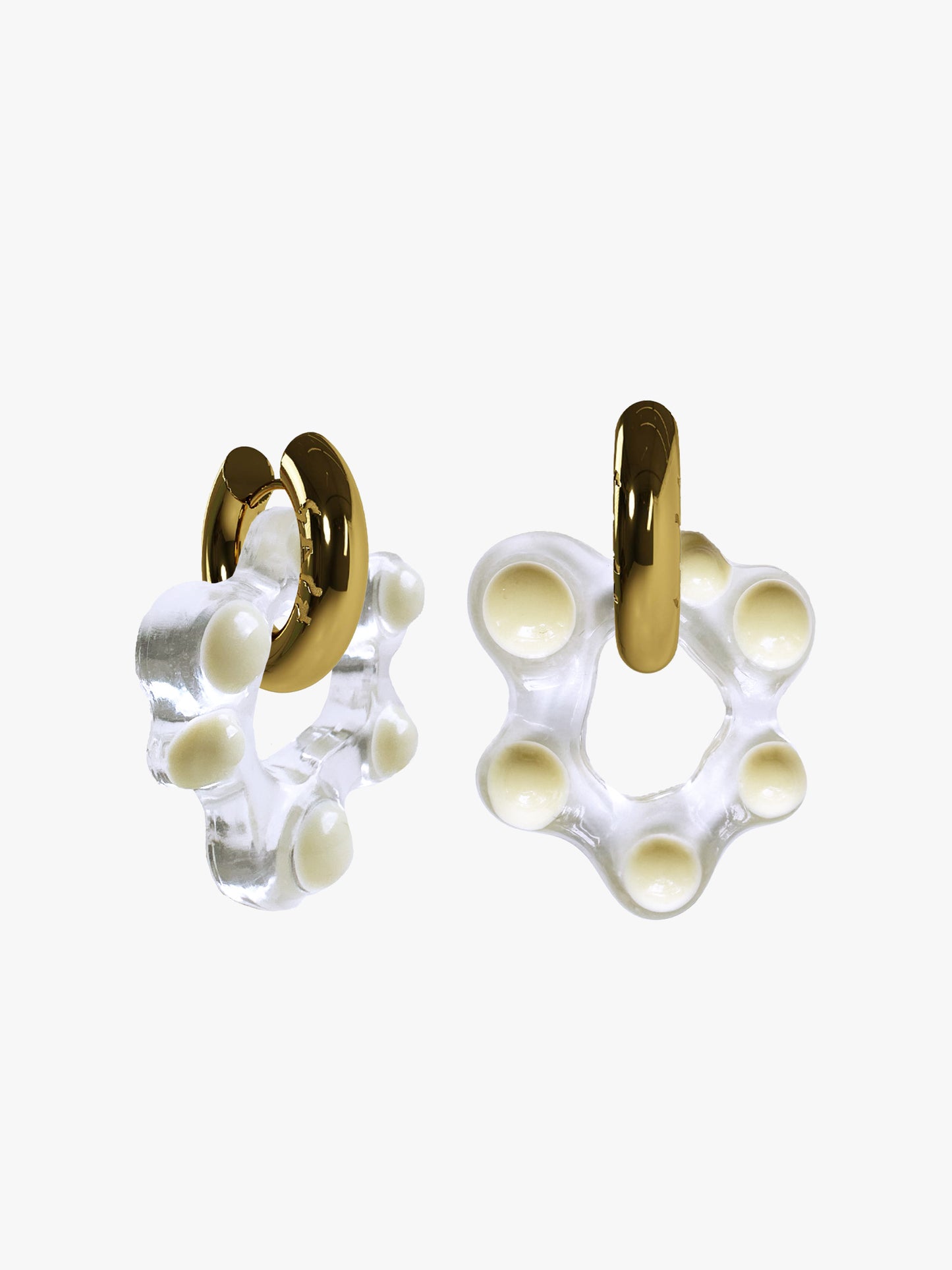 Oyo FLWR pwdr gold earring