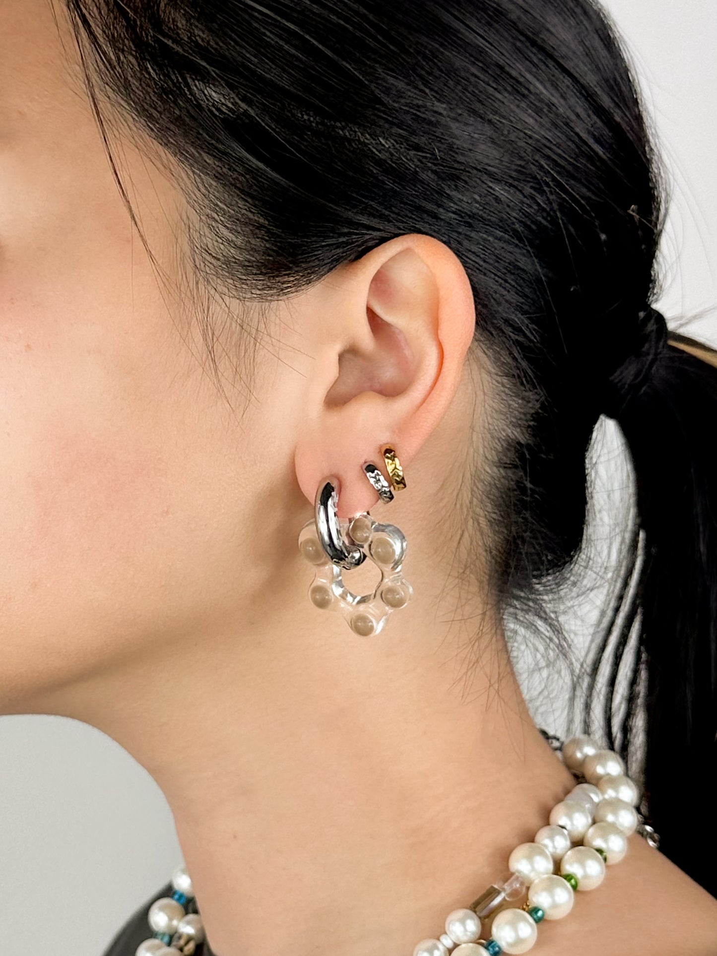 Oyo FLWR Khaki silver earring (pair)