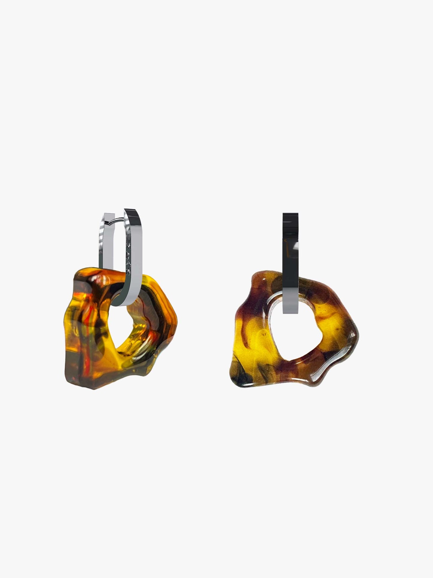 Ora tortoise brown silver earring (pair)