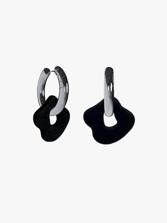 Sol black silver earring