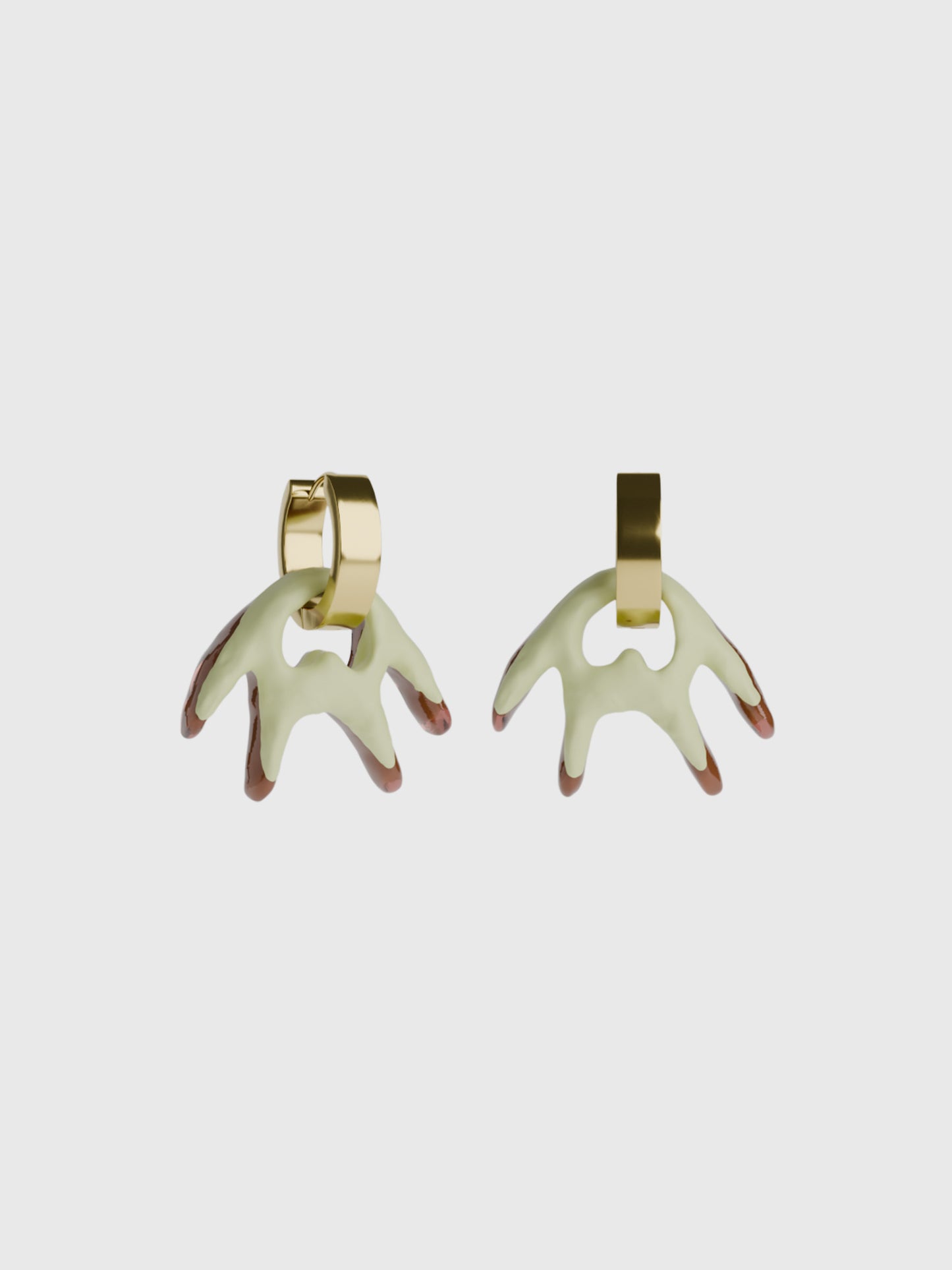 Mio cream gold earring