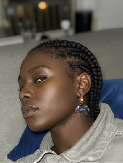 Mio bluegrey gold earring