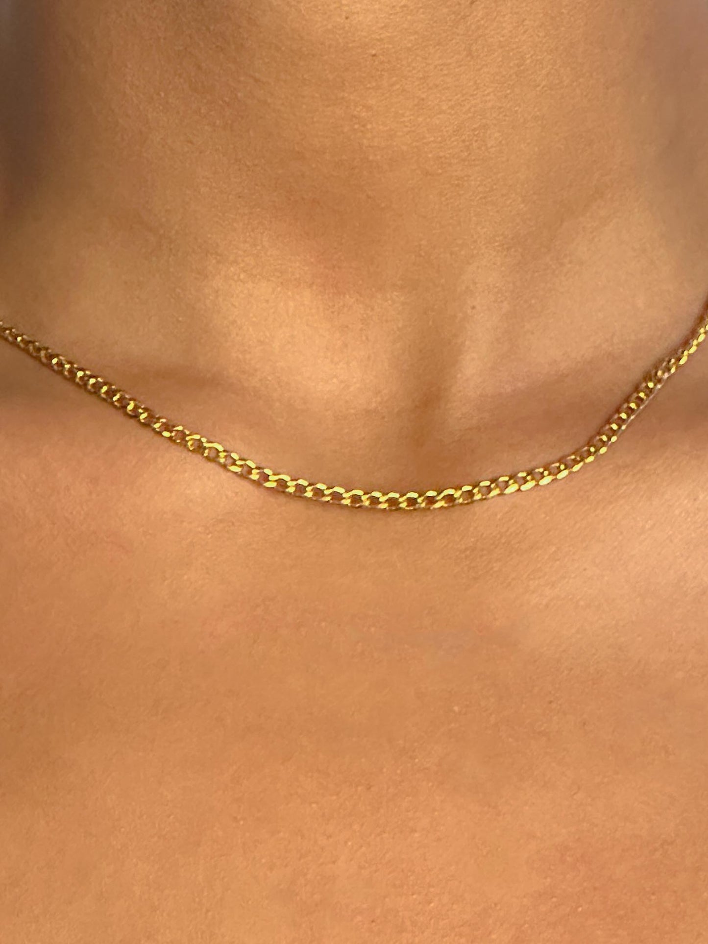 Zuri gold chain