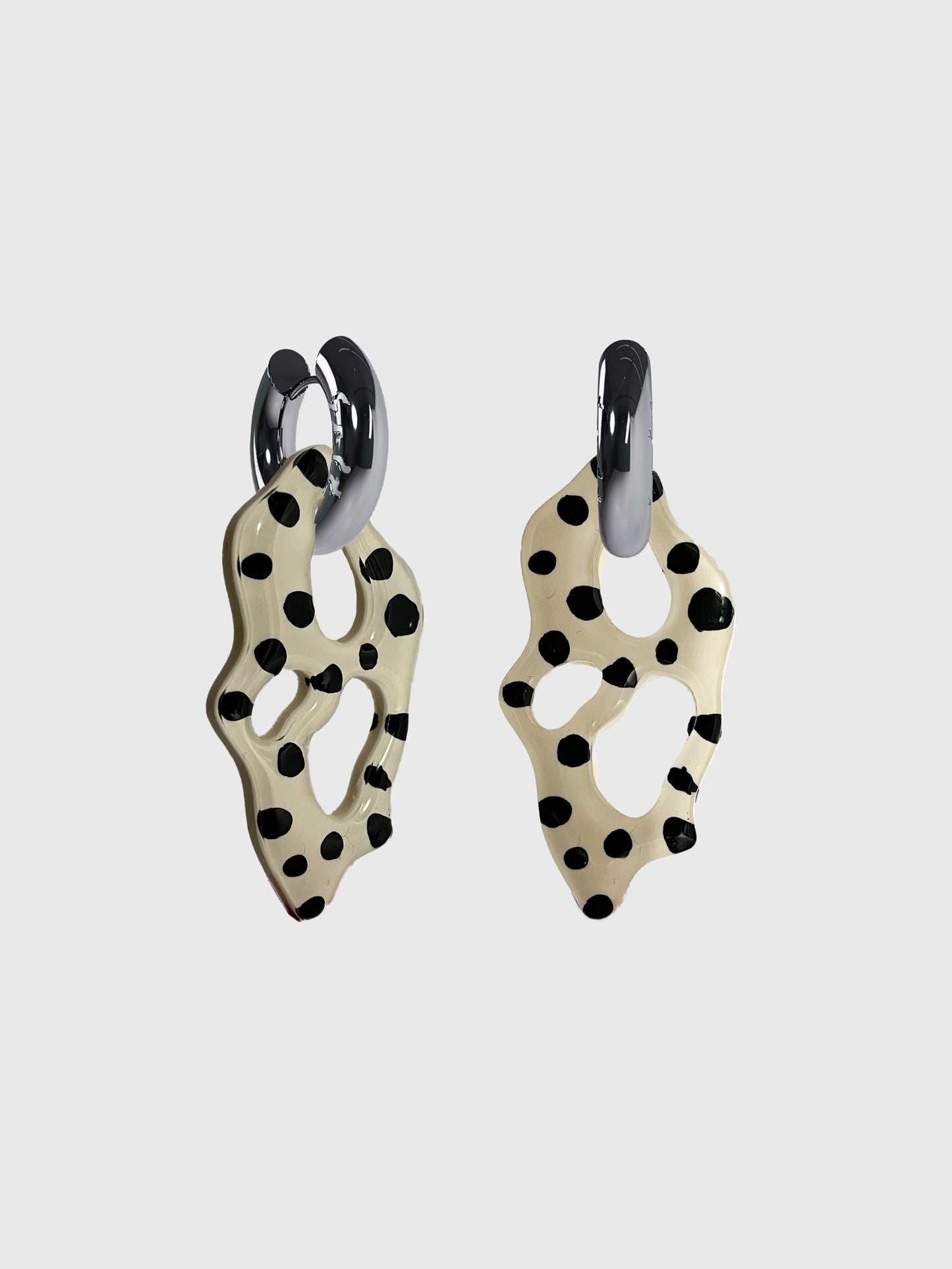Ami PD white silver earrings (pair)